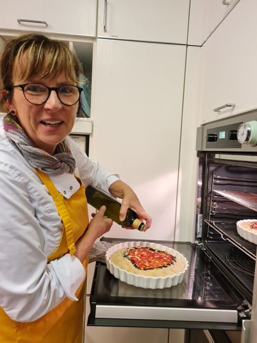 Moni in der Küche.jpg